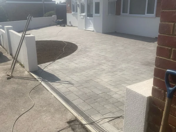 Block paving driveway Luton
